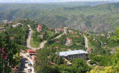 Azerbaijan Takes Control of Several Heights Around Lachin Corridor