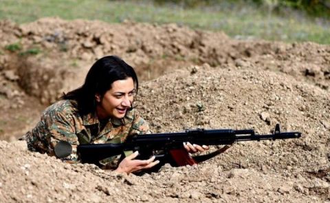 Armenien erwägt, Frauen das Recht auf freiwilligen Militärdienst zu gewähren