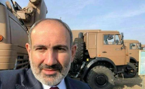 Paschinjan erhebt den Verdacht auf vorsätzliche Untätigkeit des armenischen Militärs