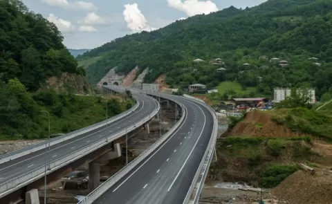 Georgien kündigt neuen 27 km langen Abschnitt des Rikoti-Passes an