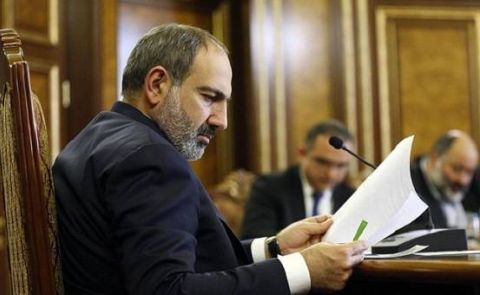 Armenian Prime Minister Introduces New Economy Minister