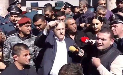 Tension Mounts Between Nikol Pashinyan and Former Karabakh Leader