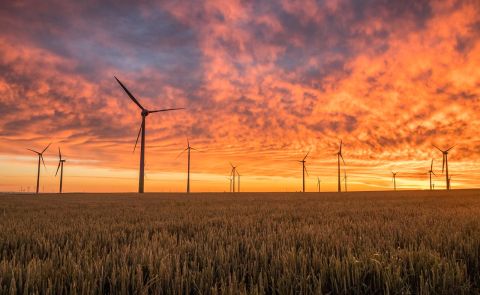 Saudi ACWA Power to Fund Azerbaijan Wind Farm, Aiming to Power 300,000 Homes