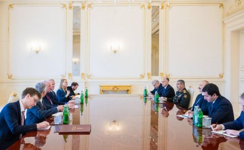 Aliyev Receives UK Minister of State for Defence in Baku