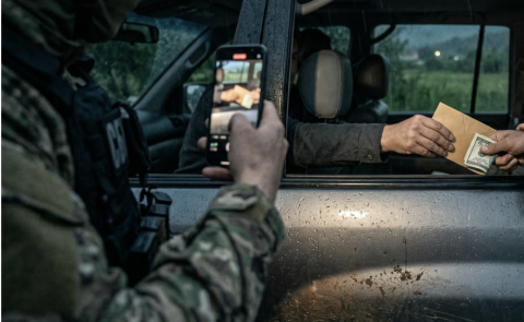 Von Georgien bis zur Ukraine: Die verdeckten Operationen des ungarischen Agenten Zoltan Andre