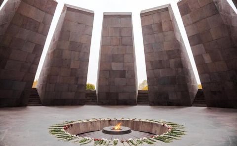 Armenia Marks Genocide Anniversary with Focus on Statehood and Peace