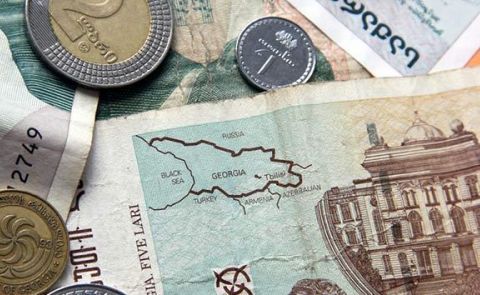 Alarming Lari devaluation puts Georgian government further under pressure