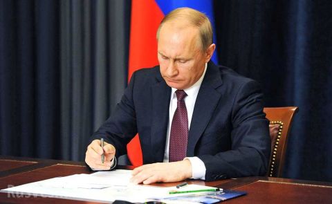 Putin unterzeichnet Dekret zur Modernisierung der abchasischen Armee