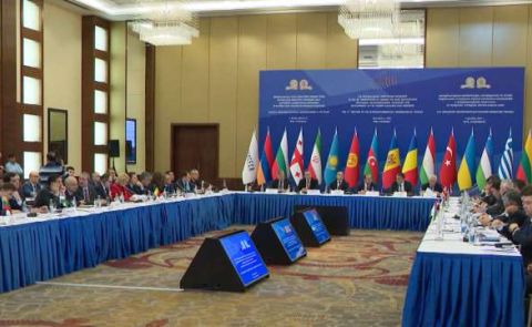 Banter between Azerbaijani and Armenian delegations at the 20th anniversary of TRACECA