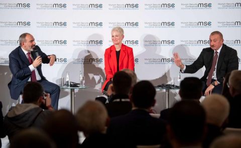 Alijew und Paschinjan auf der Münchner Sicherheitskonferenz: Zumindest haben sie gelacht