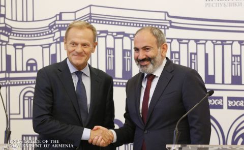 Pashinyan meets with EU officials in Brussels