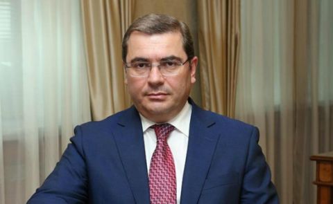Der Leiter des armenischen Komitees für Staatseinnahmen tritt zurück