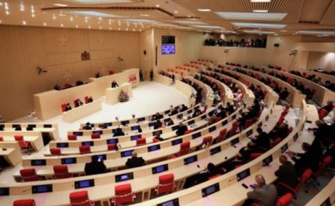 Das georgische Parlament verabschiedet Gesetz über Verhältniswahlrecht in erster Lesung 
