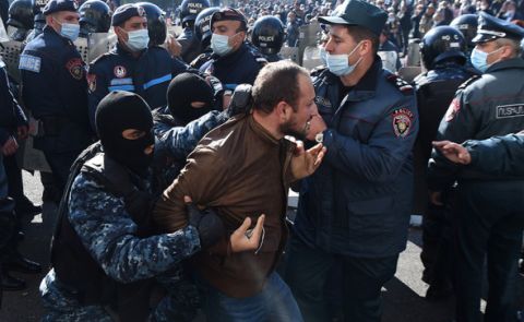 Large protest held in Armenia demanding Pashinyan’s resignation