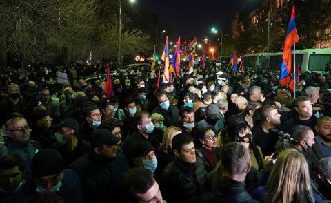 Fourth consecutive day of mass protests in Armenia