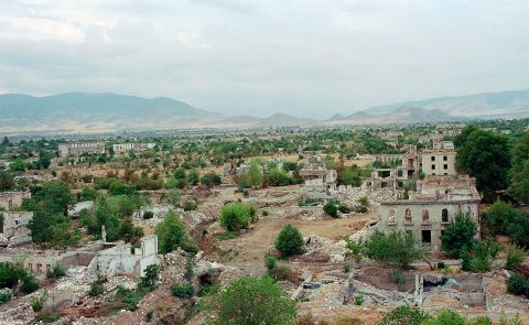 Bergkarabach: Westliche Länder signalisieren die Bereitschaft, sich am Wiederaufbau in der Region zu beteiligen