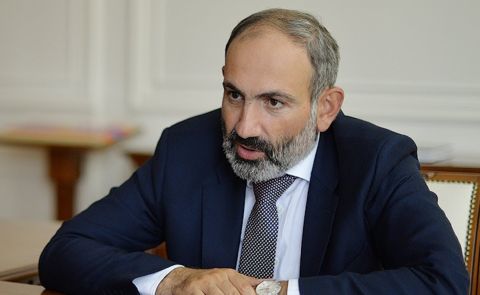 Paschinjan zu verschiedenen Themen in Bezug auf Aserbaidschan
