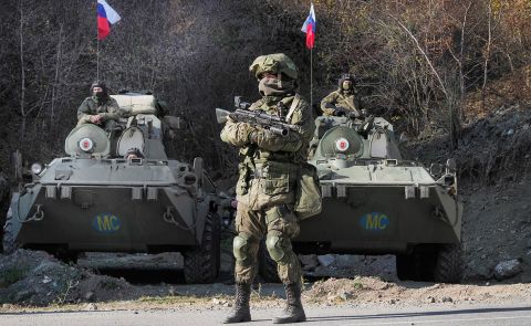 Mitglieder der armenischen Parlaments von russischen Friedenstruppen an Einreise nach Bergkarabach gehindert