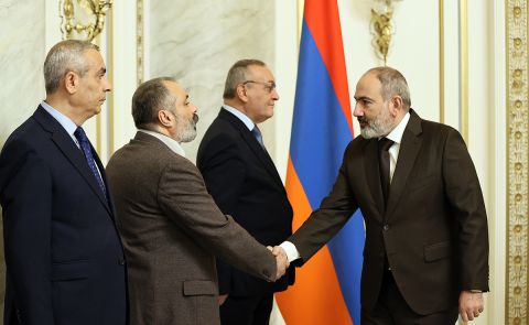 Differenzen zwischen Eriwan und Stepanakert in Frage des Friedensabkommens mit Aserbaidschan