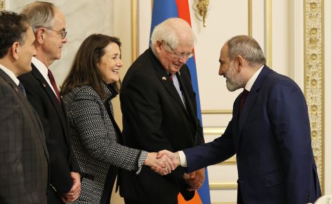 Nikol Pashinyan Receives US House Representatives