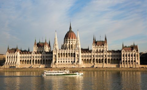 Armenia and Hungary Restore Diplomatic Ties