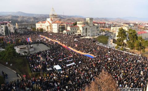 Thousands Rally in Support of Nagorno-Karabakh