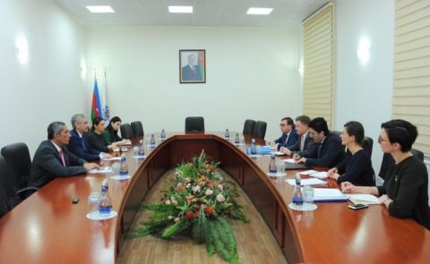 Die Bedarfsermittlungsmission der OSZE (ODIHR) hat Baku besucht